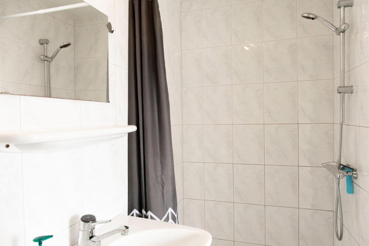 Bungalow 6 Op Recreatiepark De Wielen سينت مارتن المظهر الخارجي الصورة